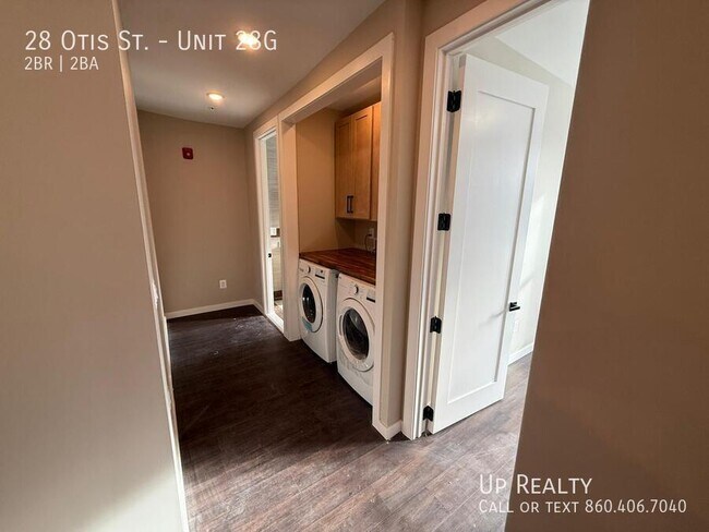 Building Photo - 28 Otis St