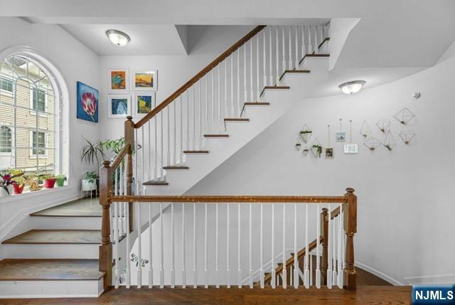 Building Photo - 109 Roosevelt Dr