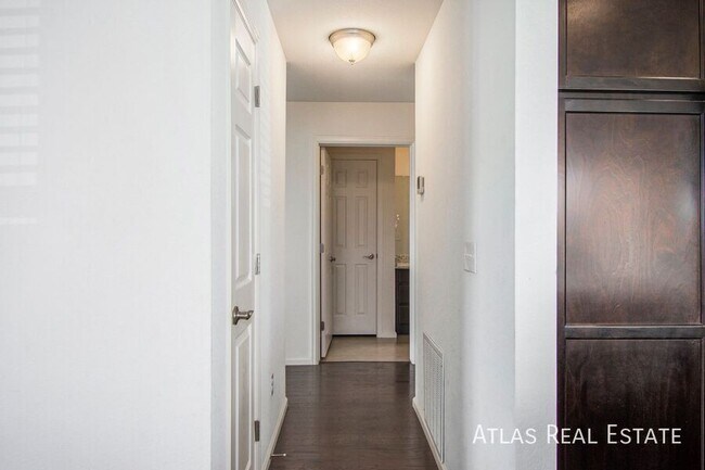 Building Photo - 15165 E 16th Pl