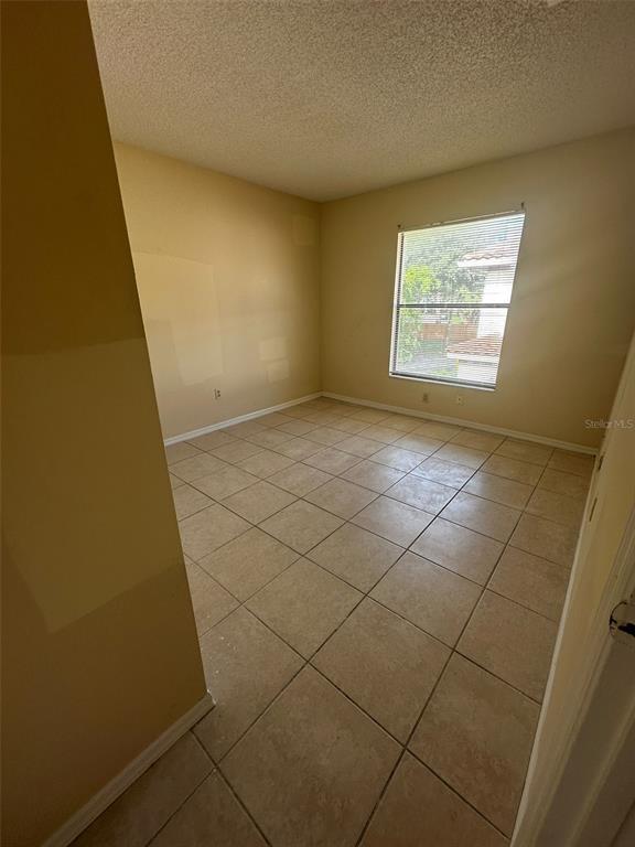 Building Photo - 1608 Long Ridge Ct