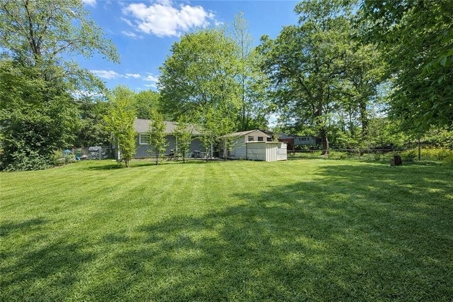 Building Photo - 7265 Mockingbird Trail