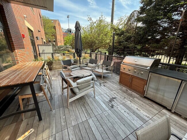 Building Photo - 70 Leo M Birmingham Pkwy