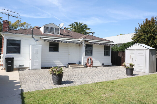 Building Photo - 185 S Myrtle Ave