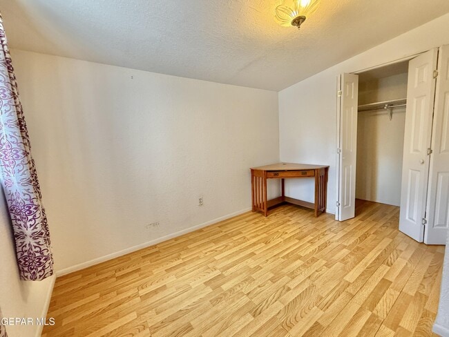 Building Photo - 611 New York Ave