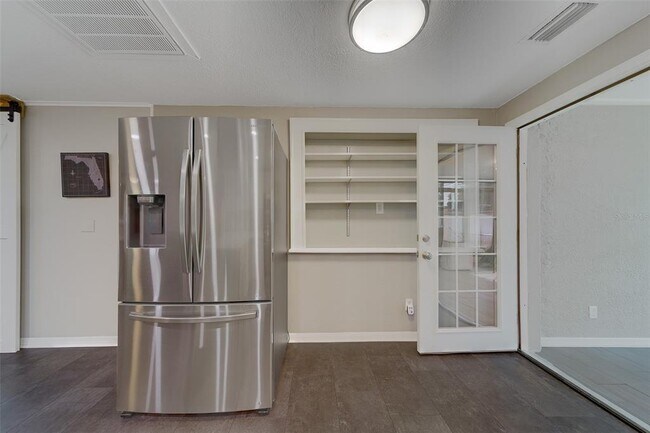 Building Photo - 7849 86th Way N