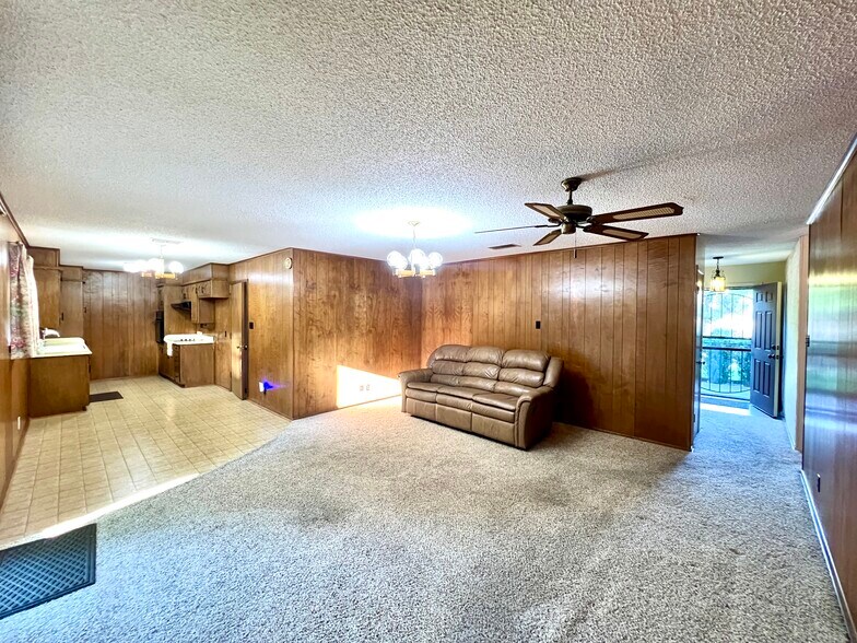 Building Photo - 5608 Lubbock Ave