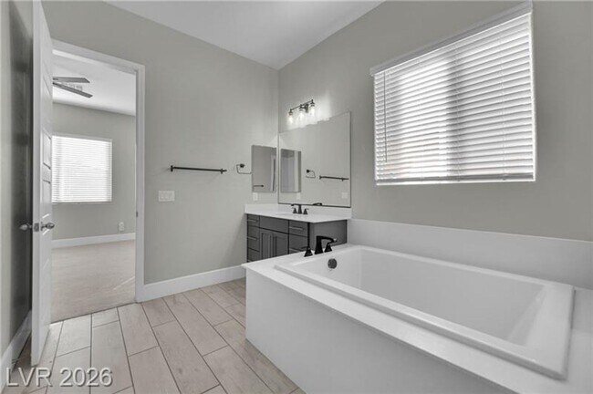 Building Photo - Gorgeous 4 bedroom in Sky Hills Providence Community!!!