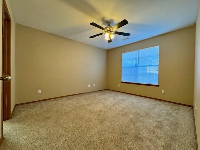 Building Photo - 4204 SW Chapelstone Ave
