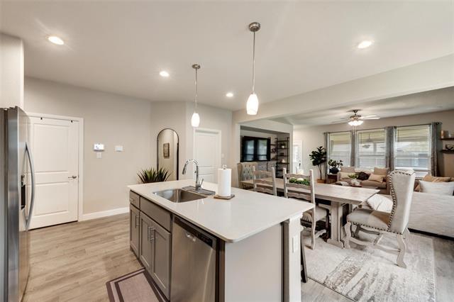 Building Photo - 15809 Culford Ln