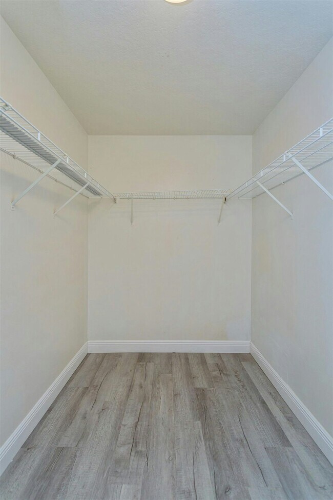 Building Photo - 2909 Summer Winds Cir