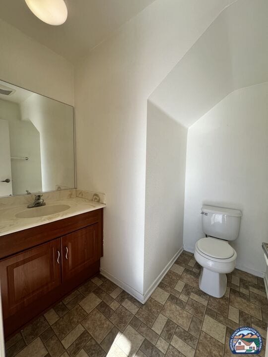 Building Photo - 1160 Rosas St