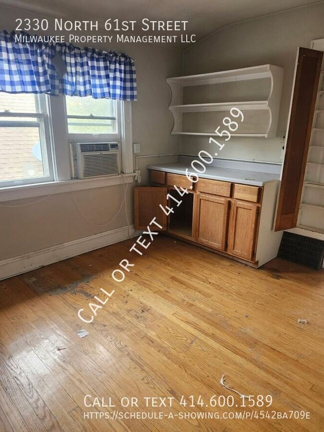 Building Photo - 2330 N 61st St