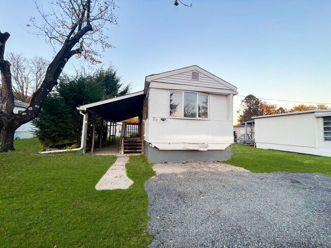 Building Photo - 2BR 1BA Home For Rent $1,826.83