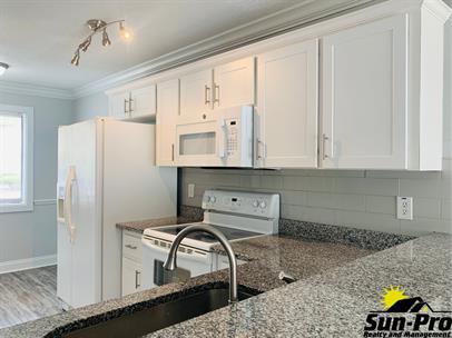 Building Photo - 480 Reed Canal Rd