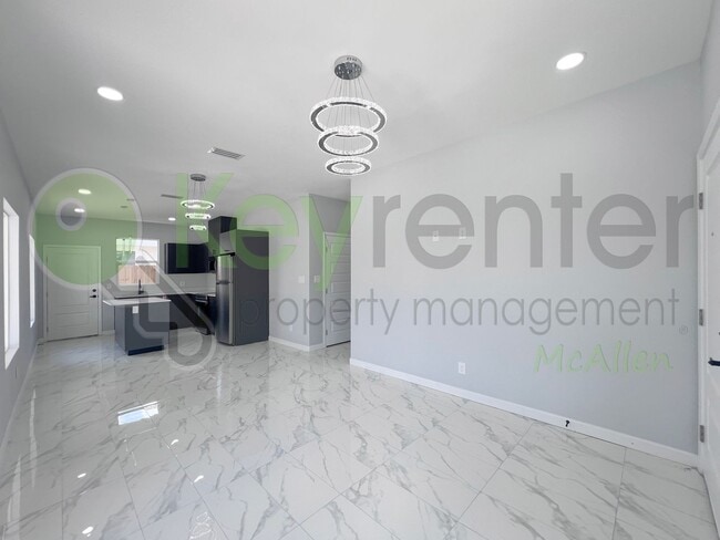 Building Photo - 1st month FREE! 3b/2bath Apartment in Edinburg-Don't Miss Out!