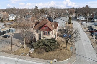 Building Photo - 1703 N Brady St