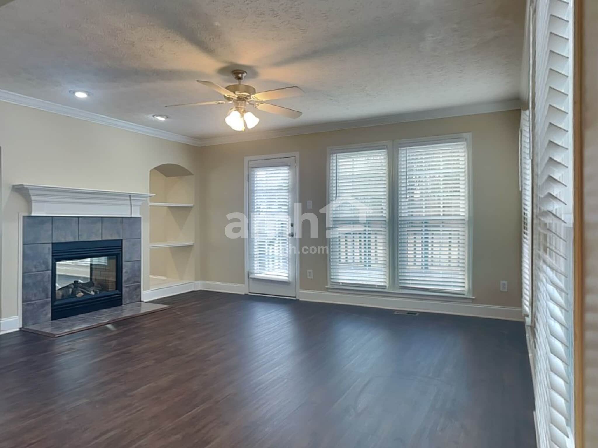 Building Photo - 1054 Garrison Ridge Blvd