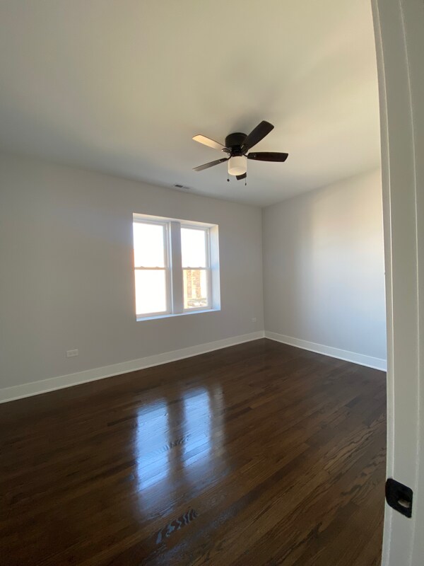 Building Photo - 5558 W Congress Pkwy