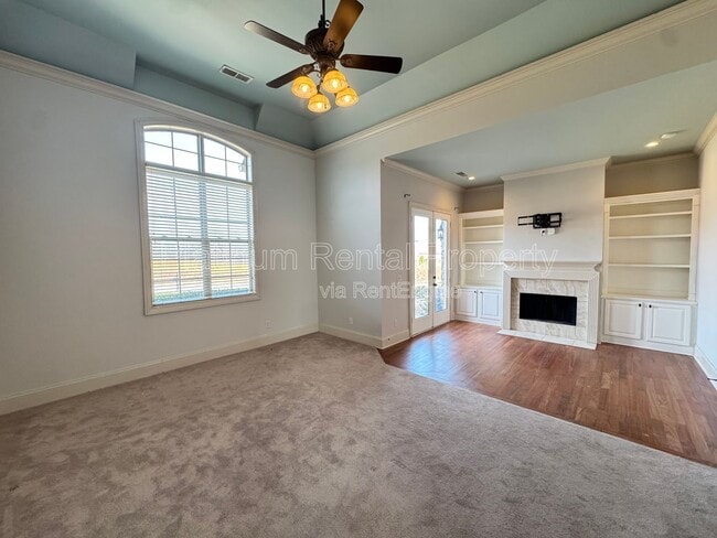 Building Photo - 1811 Traditions Way