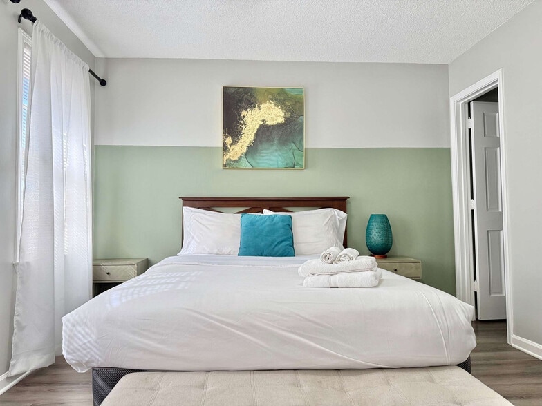 Building Photo - 1275 Sweet Pine Dr