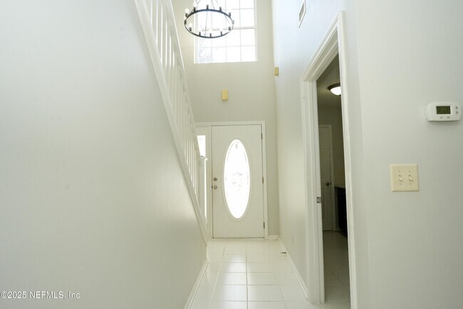 Building Photo - 348 W Tropical Trce