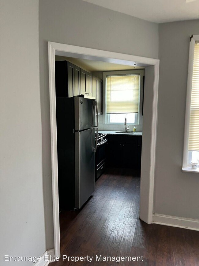 Building Photo - 2 br, 1 bath House - 1337 S Newkirk Street