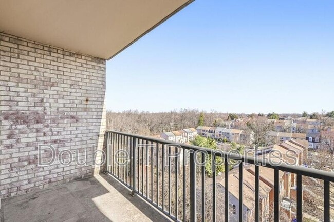 Building Photo - 12001 Old Columbia Pike