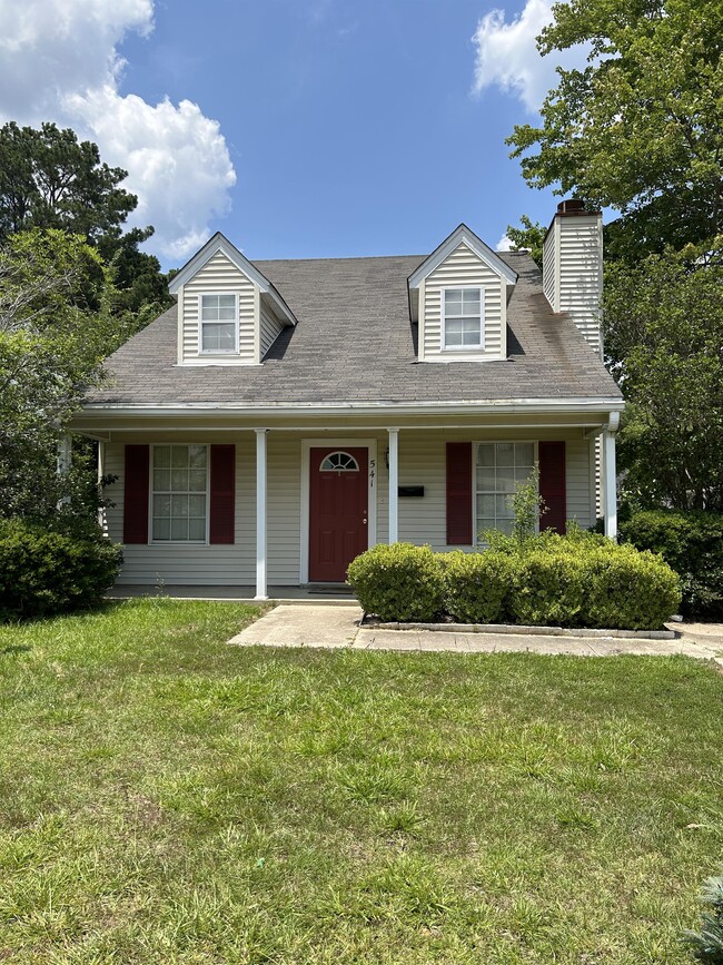 Building Photo - 541 Melton Dr