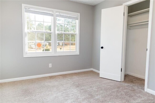 Building Photo - 898 Bridgette St