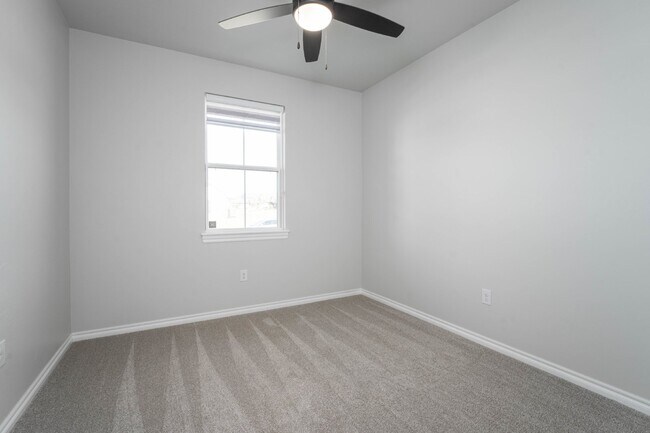 Building Photo - Stunning Corner Lot