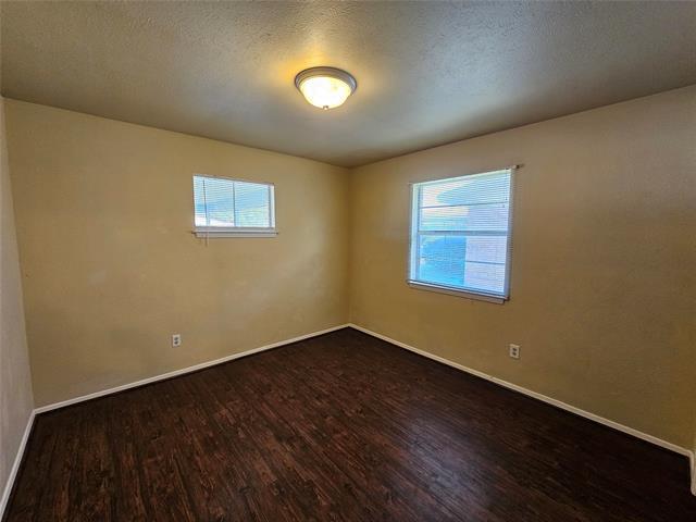 Building Photo - 2210 Lavern St