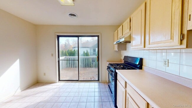 Building Photo - 23 Aldo Ct