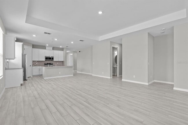 Building Photo - 6544 Barnstorm Wy