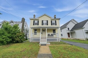 Building Photo - 7 Fairview Ave