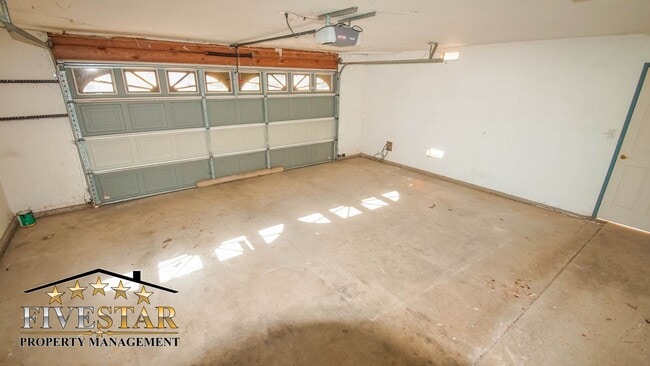 Building Photo - House for Rent on 4938 Shorebird Drive