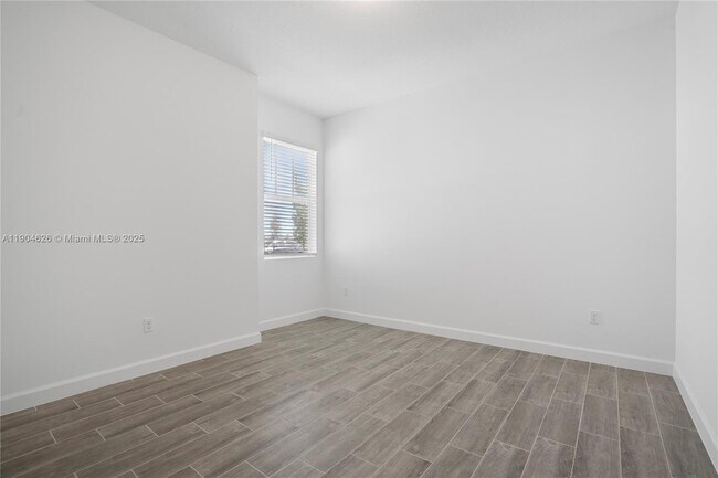 Building Photo - 19655 Barn Swallow Way