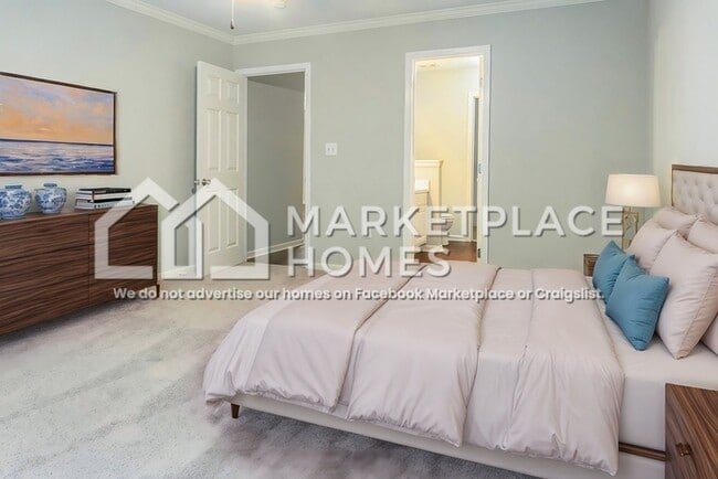 Building Photo - 212 Park Village Cir