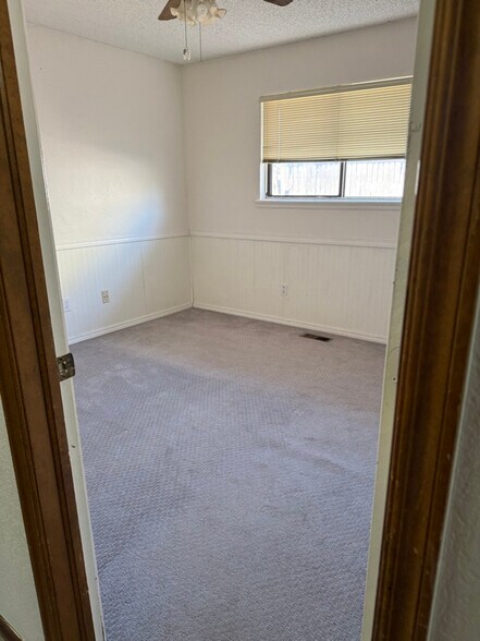 Building Photo - 11301 Windmill Pl