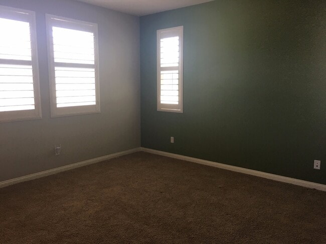 Building Photo - Move in Ready Home in the Beautiful Del Su...