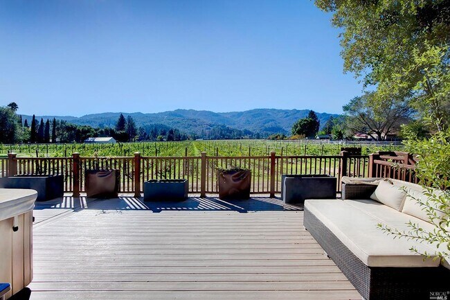 Building Photo - 109 Dahlia St