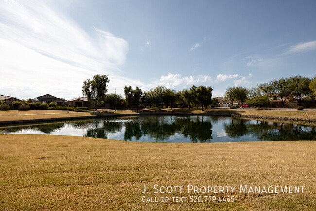 Building Photo - 4604 S Park Grove St