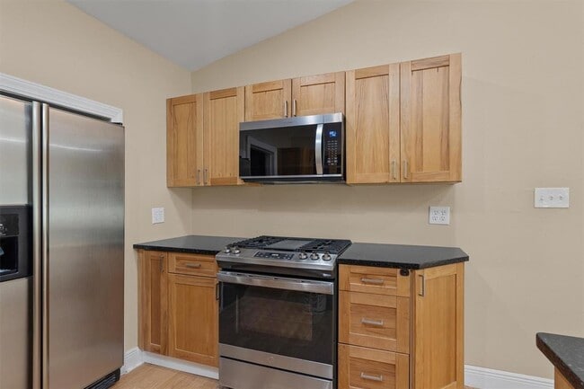 Building Photo - 400 E Monroe St