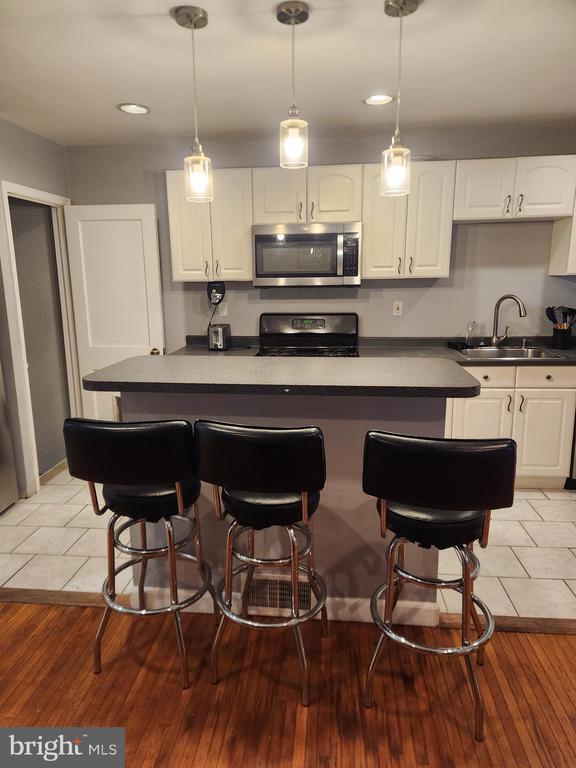 Building Photo - 5819 Bustleton Ave