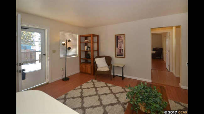 Building Photo - 2431 Monterey Ave