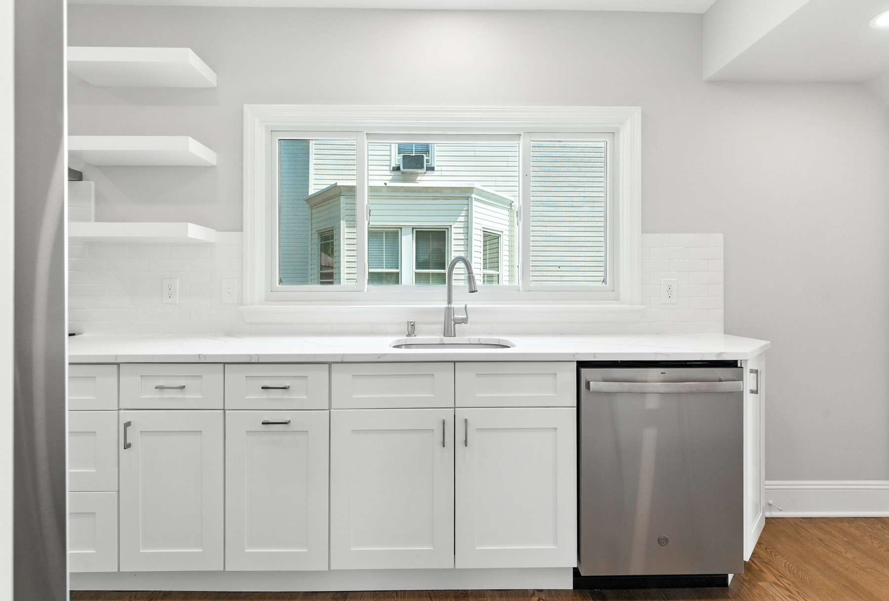 Building Photo - 45 Oakridge Rd