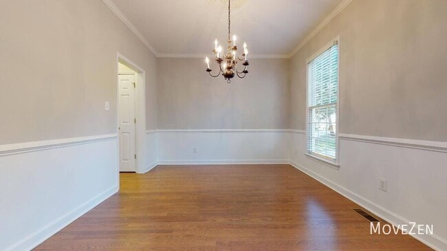 Building Photo - 203 Rose Valley Woods Dr