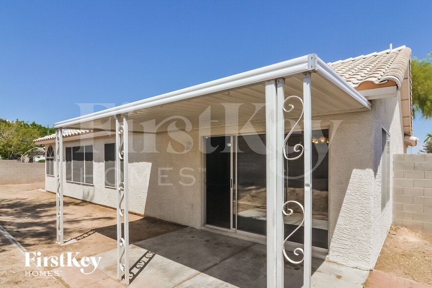 Building Photo - 3741 White Angel Dr