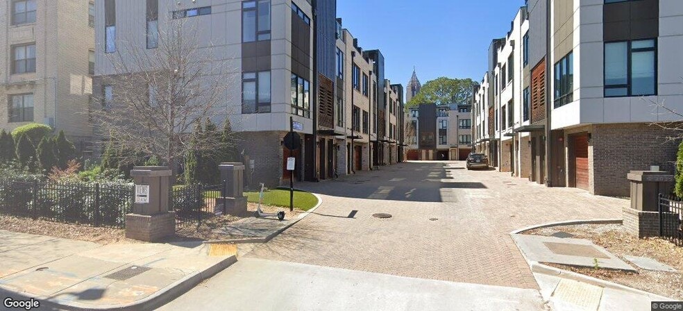 Building Photo - 117 City View Ct NE