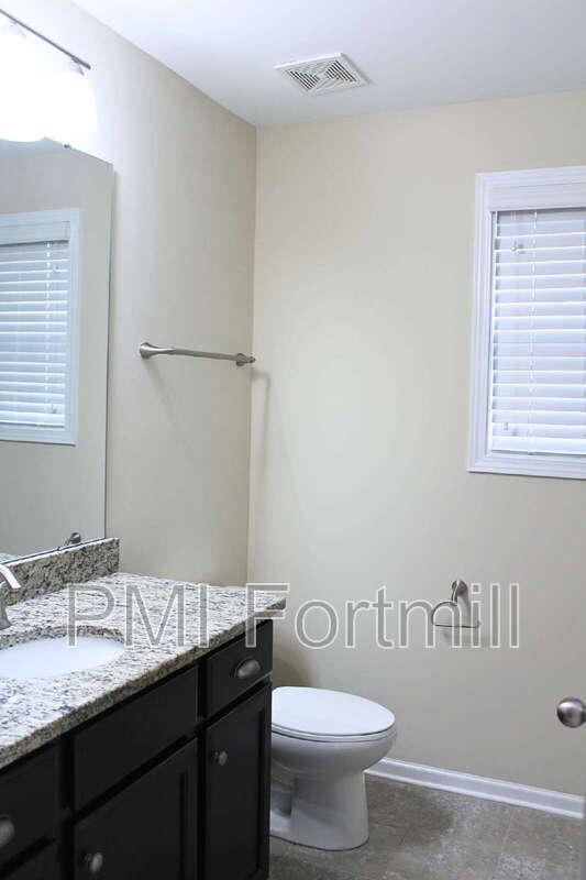 Building Photo - 4417 Carrington Dr