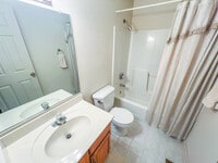 Building Photo - 2138 Valley Dr
